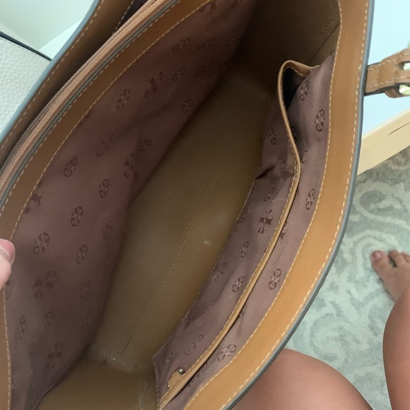 Tory Burch Robinson Tote - Picture 3 of 5